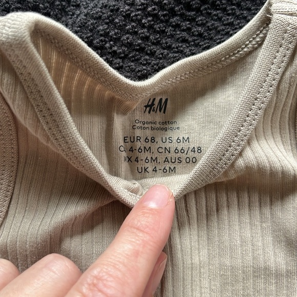 H&M baby tank onesie bundle - Picture 2 of 2